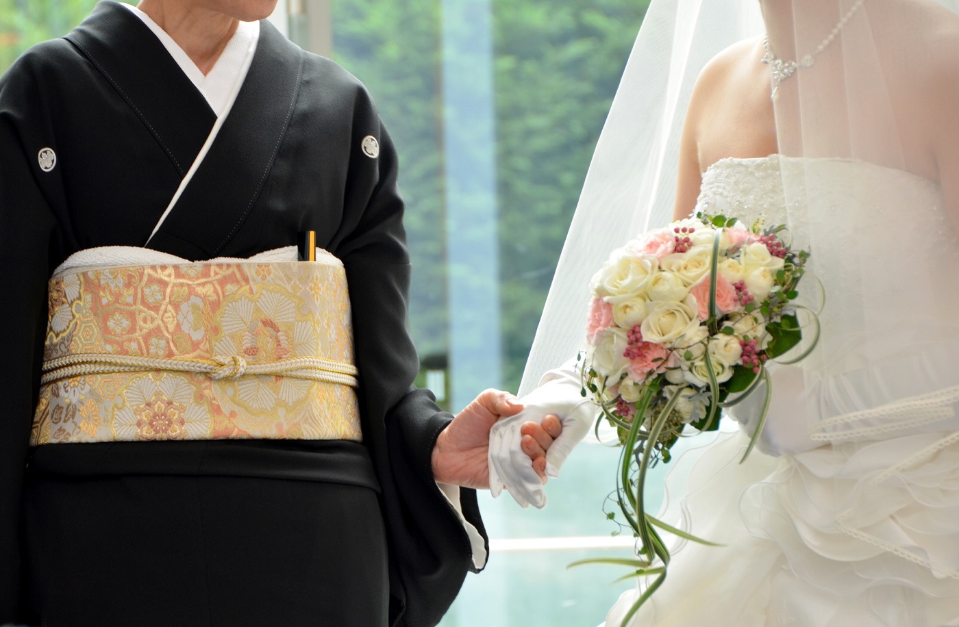 結婚式の留袖 50代の方の留袖選びについて 立場によって異なる注意点 留袖レンタルならぽえむ